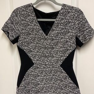 Women’s Banana Republic dress